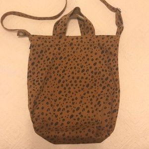 Baggu canvas Duck Bag in leopard